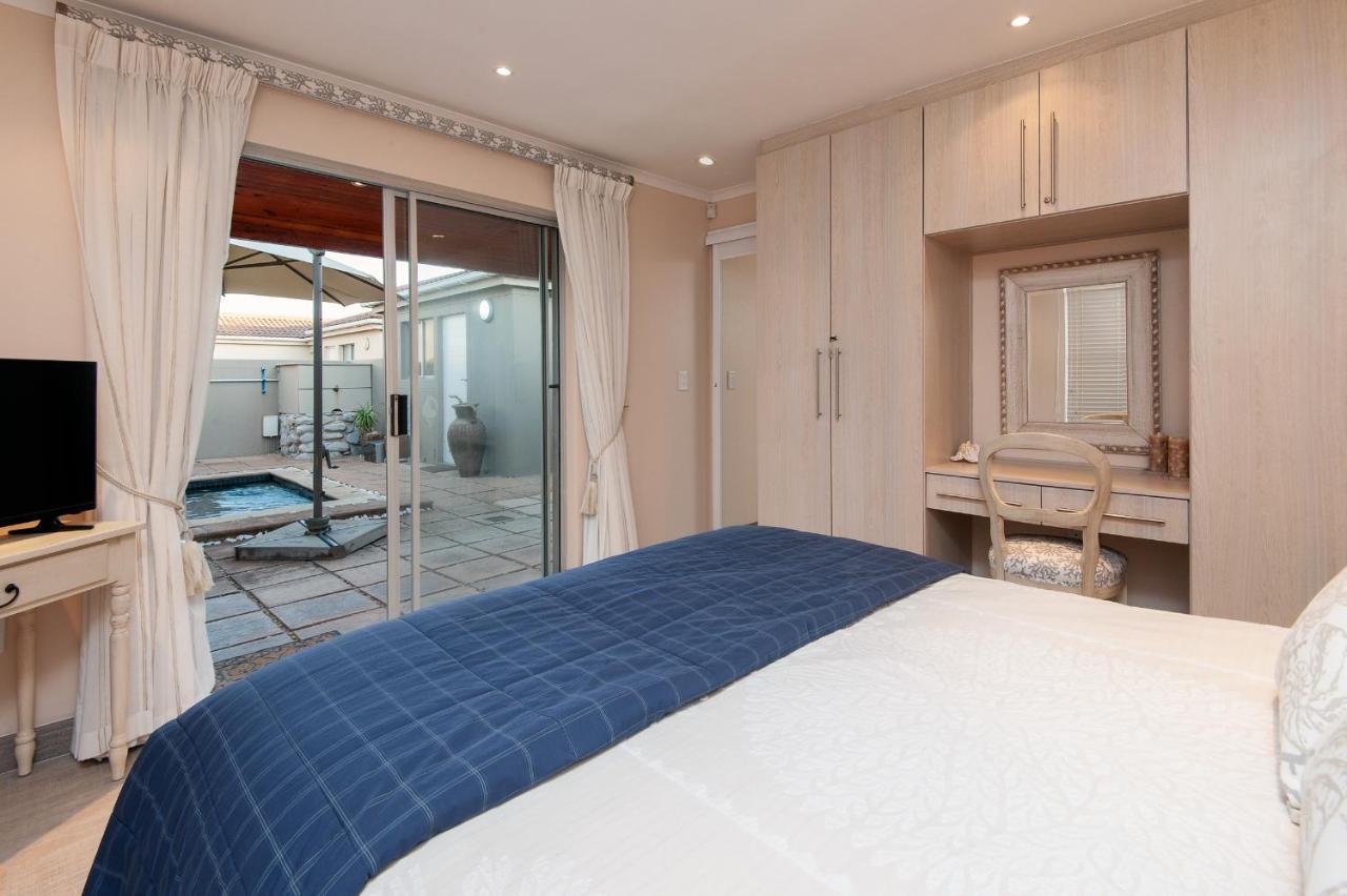 Hermanus Haven, Entire Home, On The Sea, Private Pool, Secure Eksteriør billede