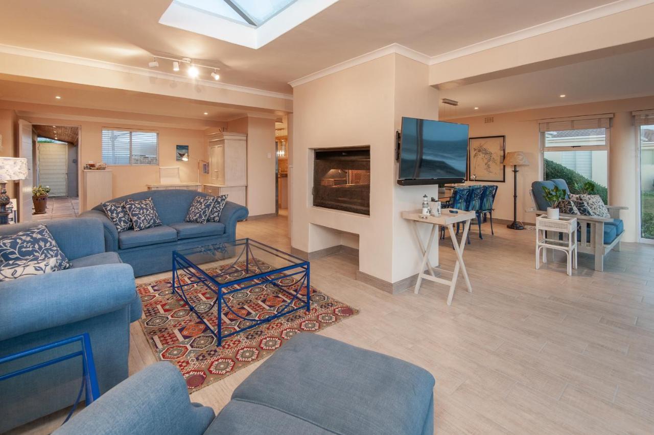 Hermanus Haven, Entire Home, On The Sea, Private Pool, Secure Eksteriør billede